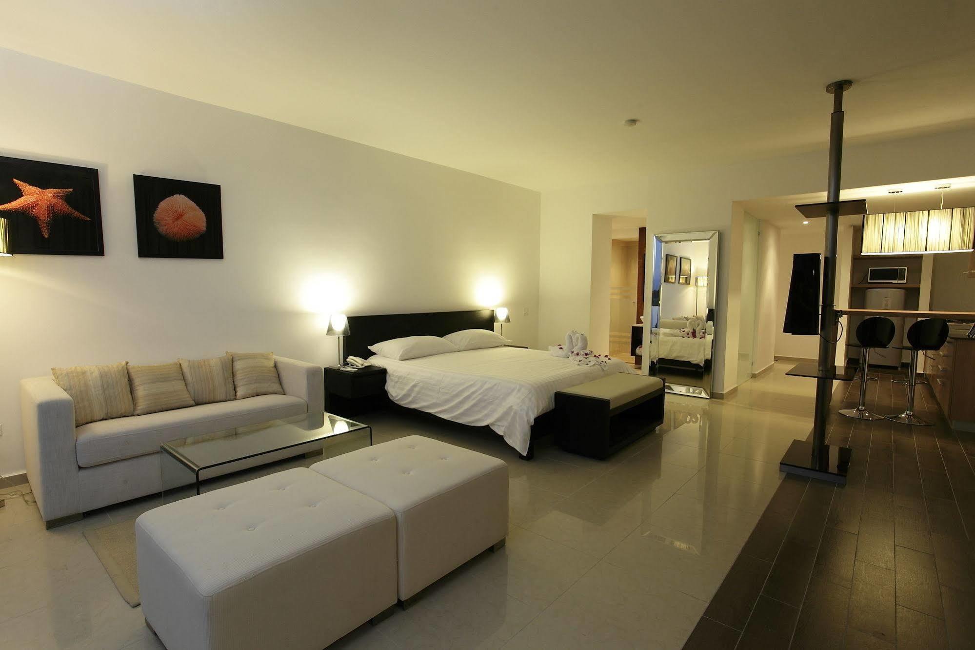 Resort Playa Blanca Beach Resort 4*
